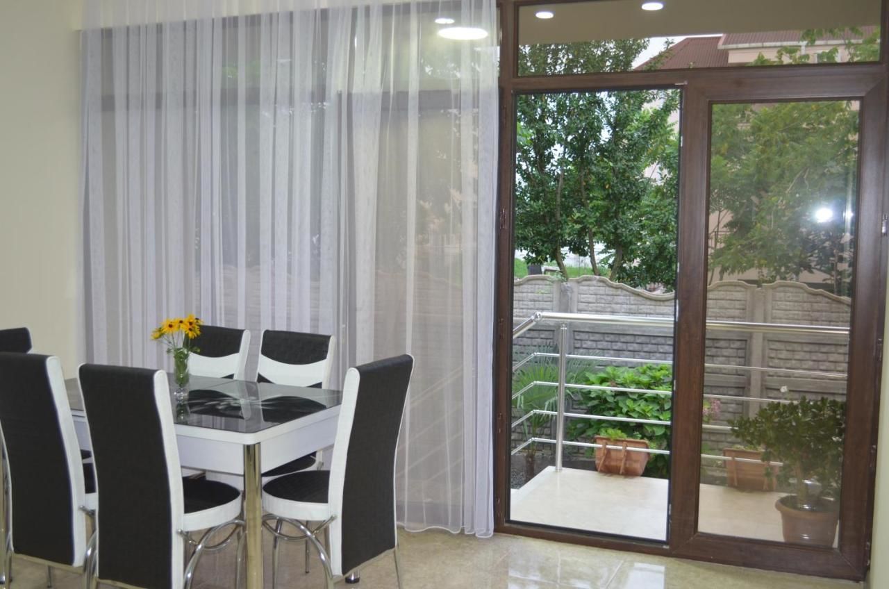 Отель Lia Guest House Кобулети-11